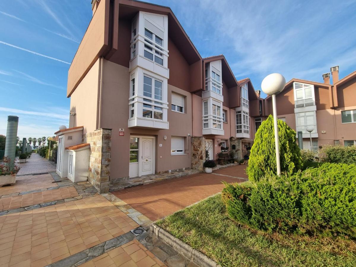 ヒホン 158A Triplex Rinconin Con Piscinaヴィラ エクステリア 写真
